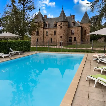 Hébergement de vacances Petit Chez Domaine Chateau De Bussolles Barrais-Bussolles