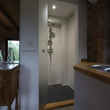 Petit Chez Domaine Chateau De Bussolles Barrais-Bussolles